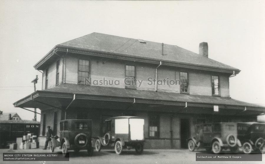 Postcard: Hyannis, Massachusetts Station